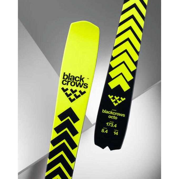 Set da sci + attacchi Black Crows OCTO – Prestazioni, precisione e agilità sulle piste