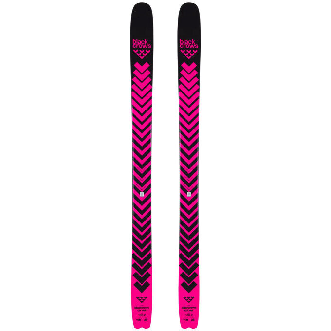 Esquís Black Crows Corvus: potencia y precisión en freeride