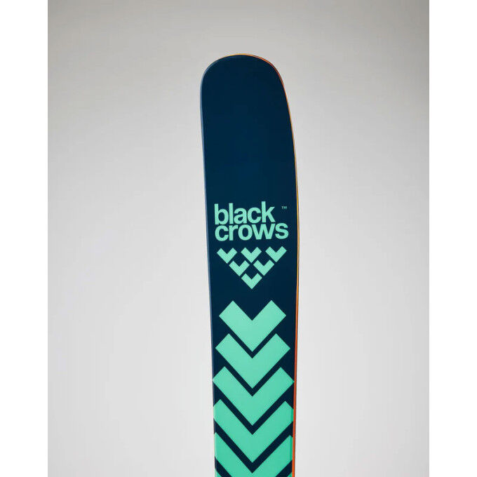 Esquís Black Crows ATRIS: versatilidad, estabilidad y rendimiento en todas las condiciones