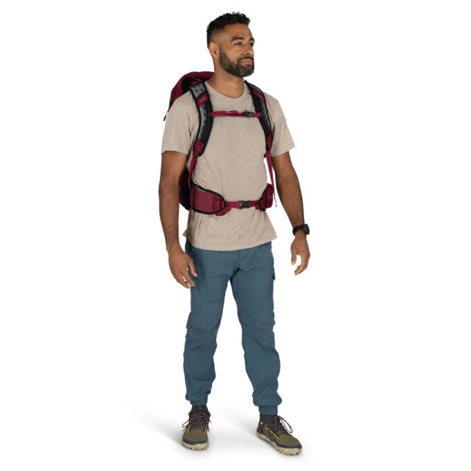Osprey Hikelite 28: lightweight, technical backpack for your hikes