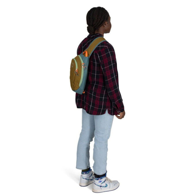 Osprey Daylite™ Sling Earth : la sacoche durable et polyvalente