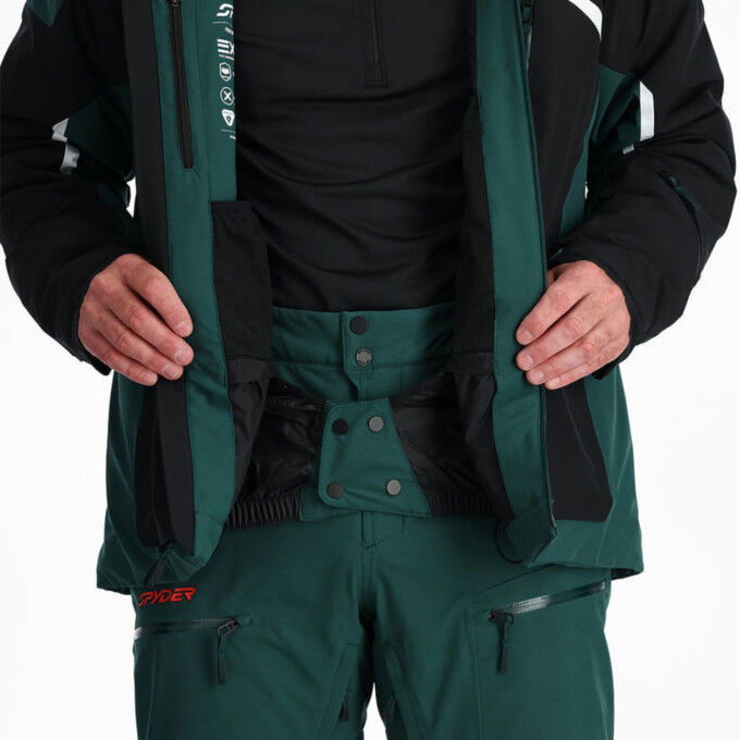Spyder Leader Men's Ski Jacket: Performance and Comfort on the Slopes