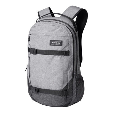 DAKINE MISSION 25L – Practical backpack for the city and the mountains