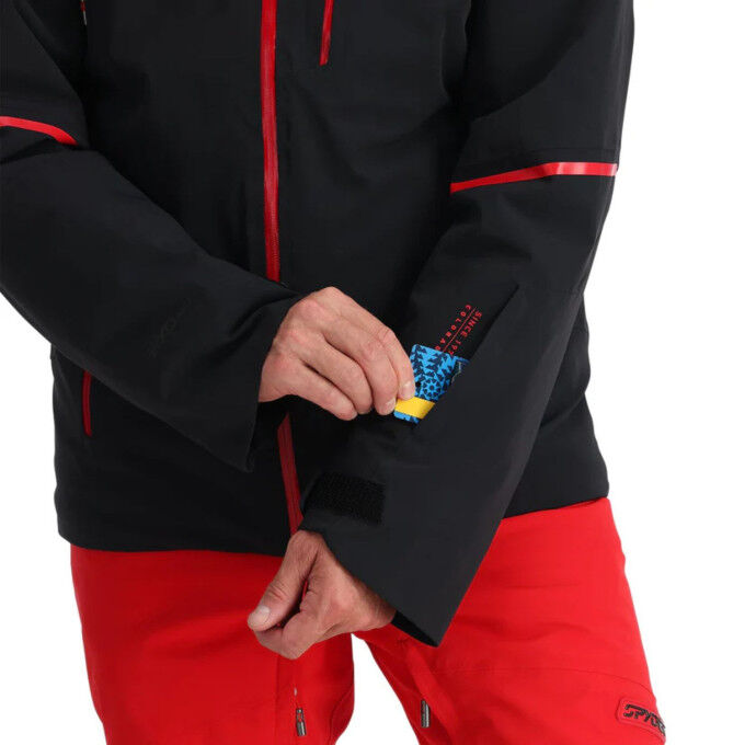 Spyder Vanqysh Black: la giacca da sci ad alte prestazioni da uomo