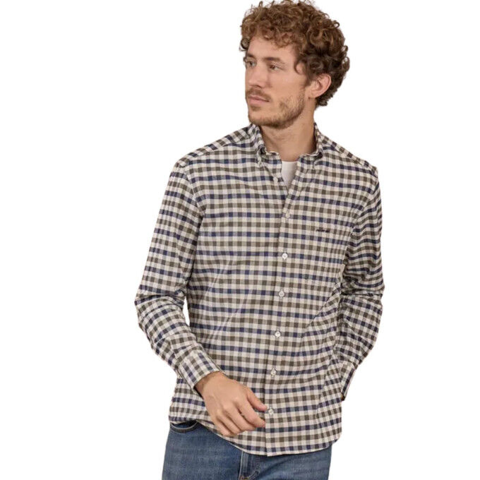 Herrenhemd Mise Au Green Elaine – Khaki: Komfort und umweltbewusster Stil