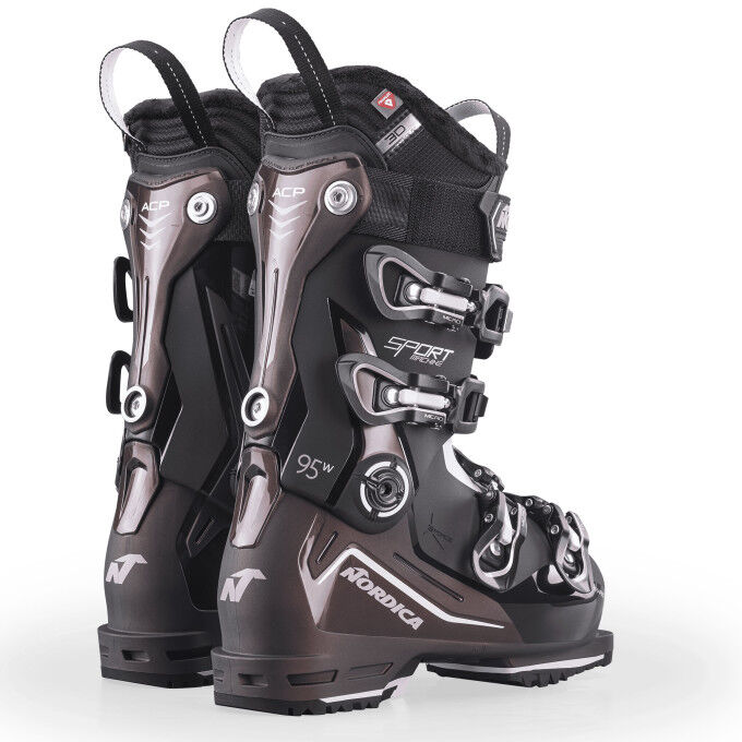 Nordica Sportmachine 3 95 W GW: comfort and power for ambitious female skiers