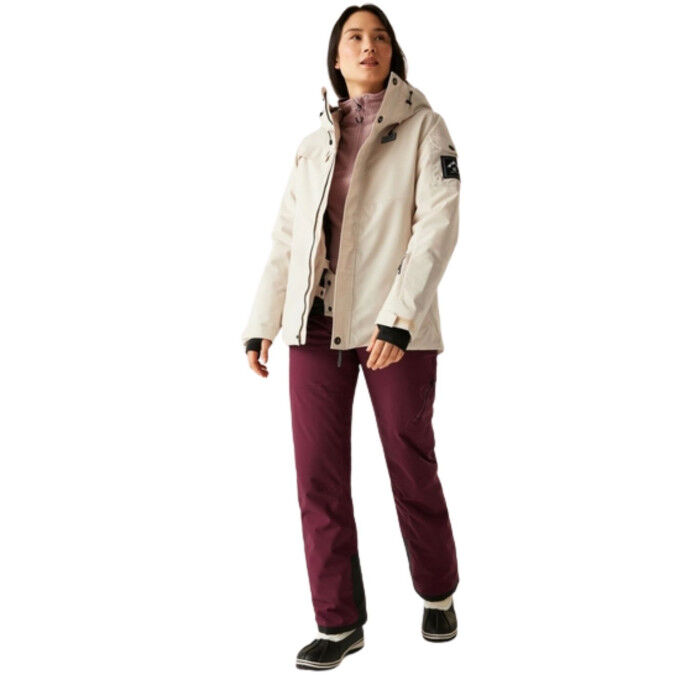 Dare2B Ski Life women's ski jacket: ARED 30/30 protection and premium comfort