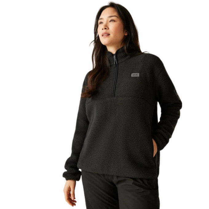 Dare2B Slide Out Women's Fleece: warmth and comfort on the slopes