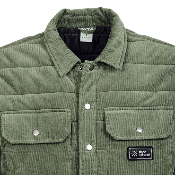 Sobremanta Watts X-Inside Olive: estilo urbano y calor resistente