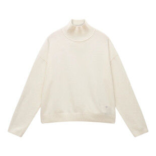 Jersey de cuello alto para mujer Napapijri D-Mis: suavidad, calidez y elegancia.