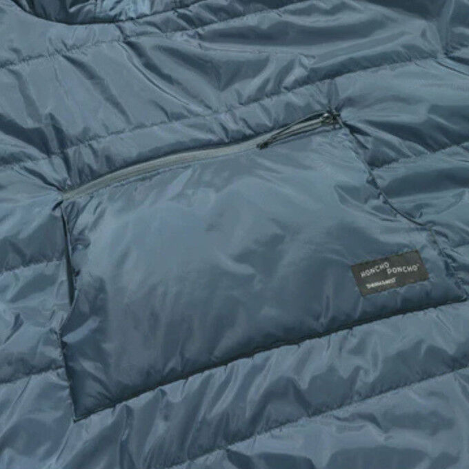 Thermarest Honcho Poncho™ Topo Wave: Vielseitige Wärme für Ihre Abenteuer