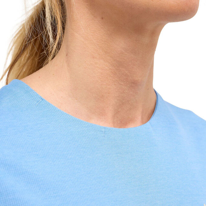 Camiseta Haglöfs LIM Ridge para mujer: comodidad y rendimiento en azul cielo