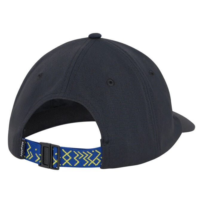 Casquette Haglöfs Cap True Black : confort et style pour toutes vos sorties
