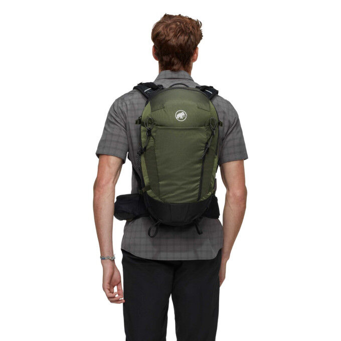 Mammut Lithium 25: a versatile and eco-friendly hiking backpack