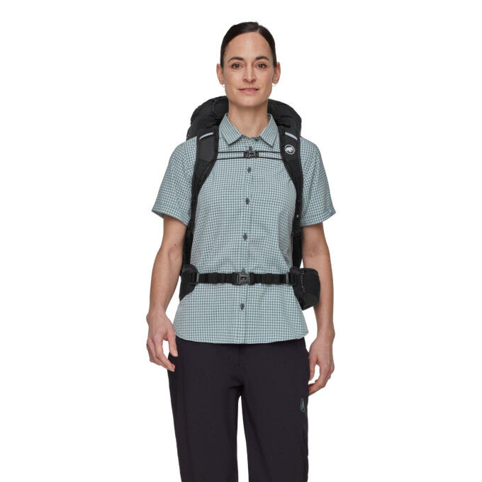 Mammut Ducan Spine 28–35 Women: dynamic comfort and freedom of movement