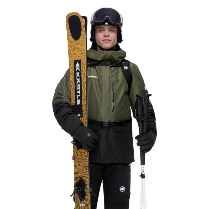 Mammut Nirvana 28: versatile and technical ski backpack