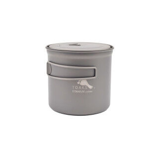 Pentola in titanio TOAKS 1100 ml: leggerezza e resistenza per le tue avventure