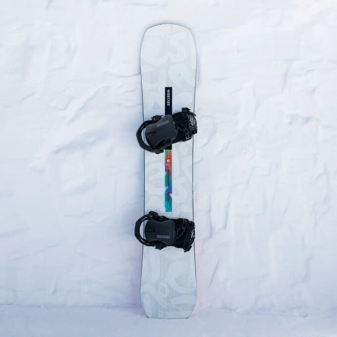 Tabla de snowboard Nidecker Escape: tabla versátil para todo tipo de montaña