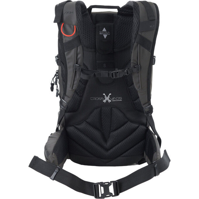 Nitro SLASH 25 PRO Raven snowboard backpack – 25L technical and comfortable
