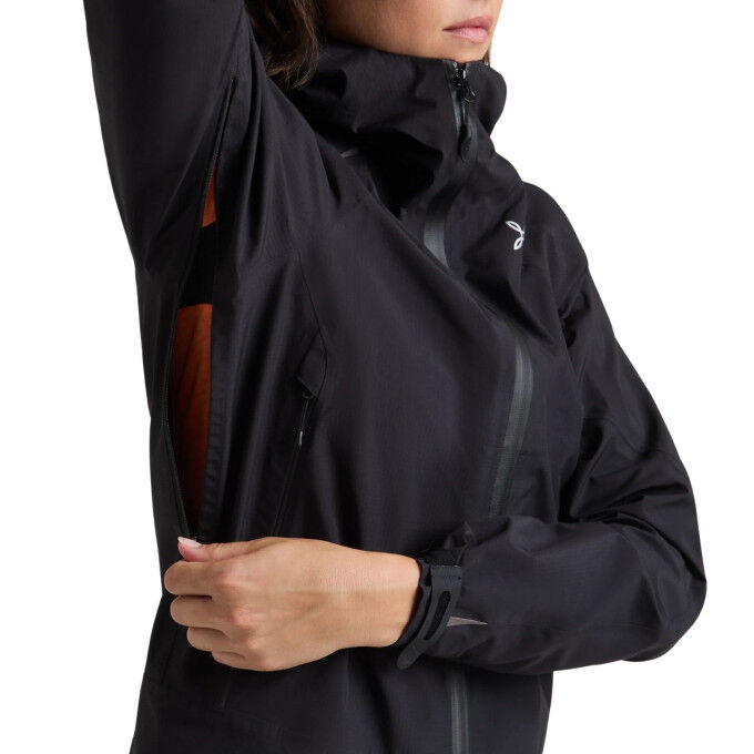 Montura Magica GTX Pro Mujer Negro: chaqueta GORE-TEX Pro alpina
