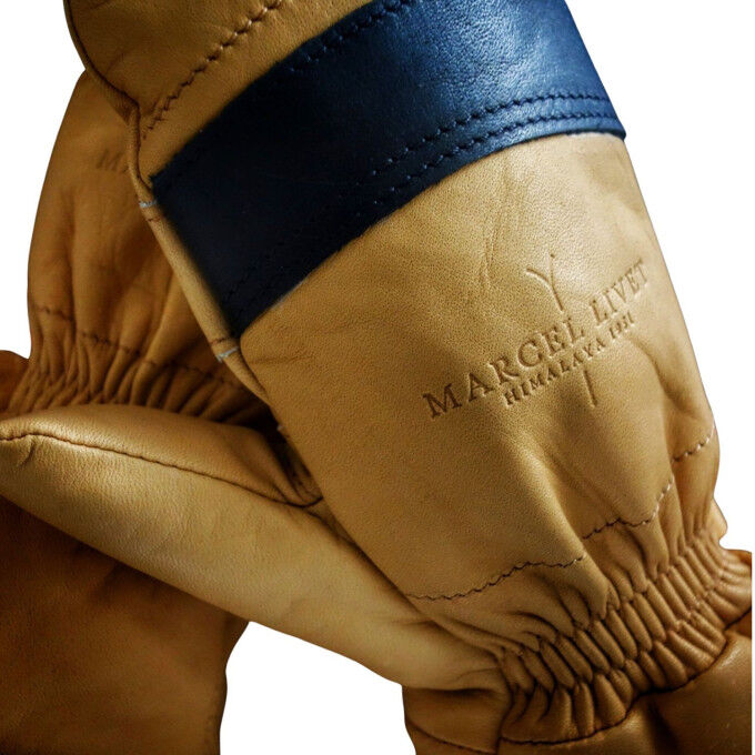 Marcel Livet Louis Gevril unisex mittens: warmth and alpine authenticity