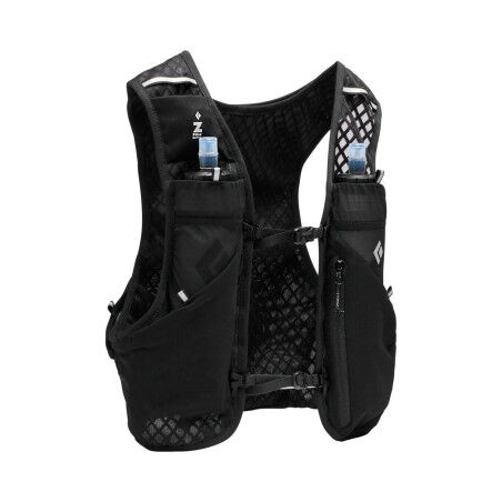 Black Diamond Distance 6: lightweight, technical hydration vest
