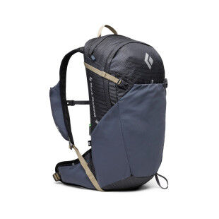 Black Diamond Trail Vista 20: lightweight technical backpack for hiking