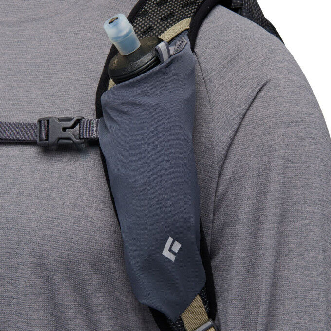 Black Diamond Trail Vista 20: lightweight technical backpack for hiking