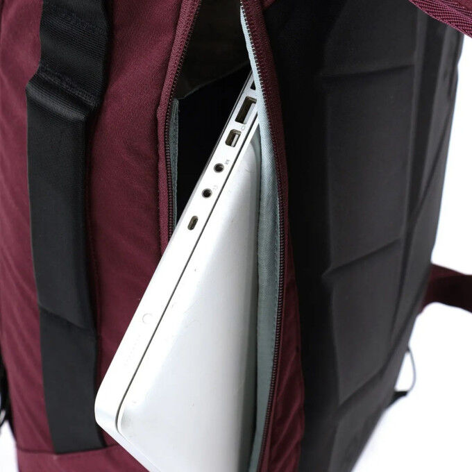 Nitro Scrambler 28 L Wine: eleganter und praktischer Stadtrucksack