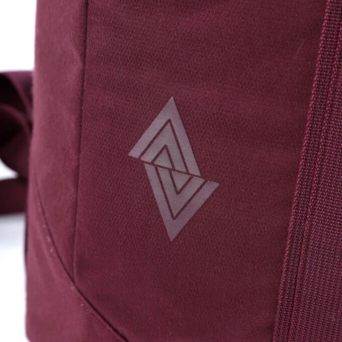 Nitro Scrambler 28 L Wine: mochila urbana elegante y práctica