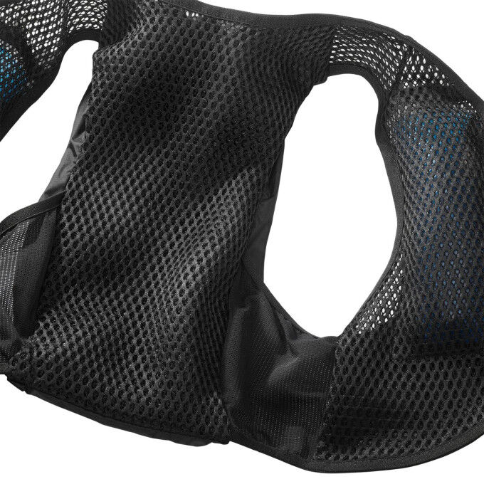Salomon Active Skin 8: lightweight, high-performance running hydration vest