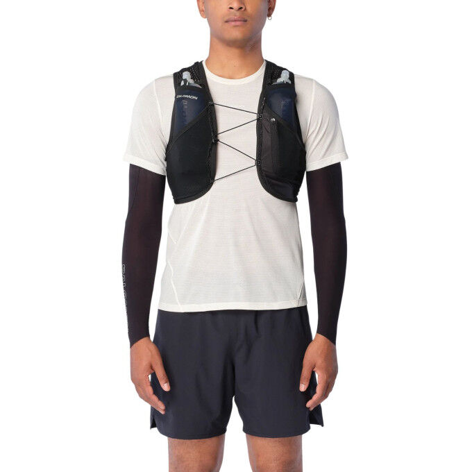 Salomon Active Skin 8: lightweight, high-performance running hydration vest