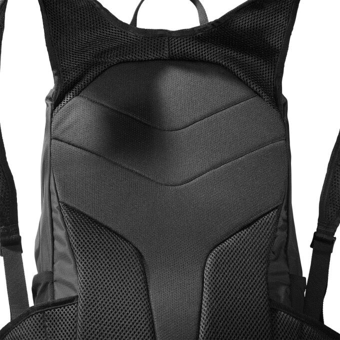 Salomon Trailblazer 20: versatile and lightweight daypack