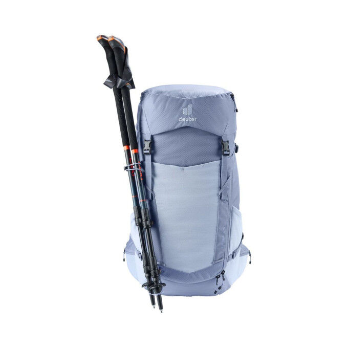 Deuter Futura 24 SL: lightweight, ventilated hiking backpack for women