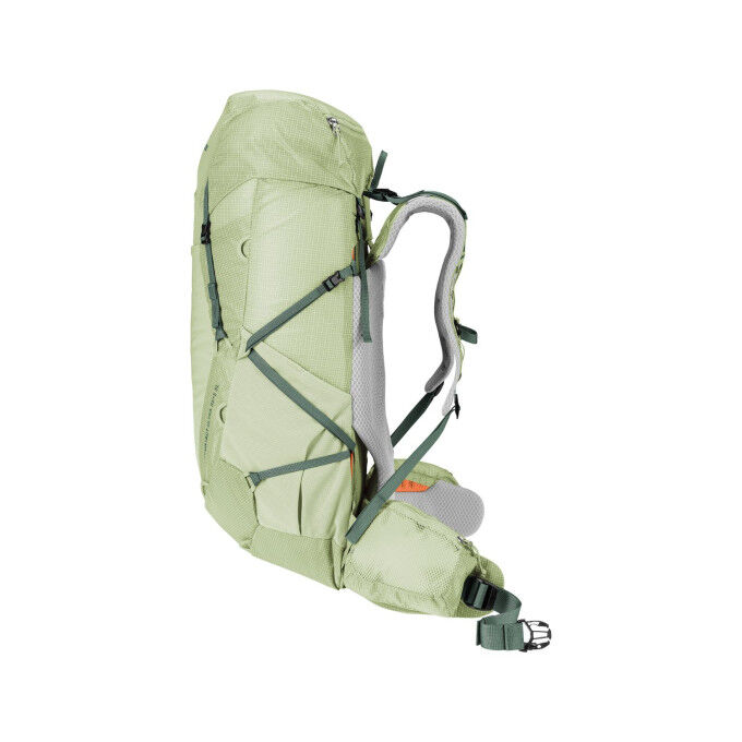 Deuter Aircontact Ultra 35+5 SL: ligereza y comodidad para el trekking exigente
