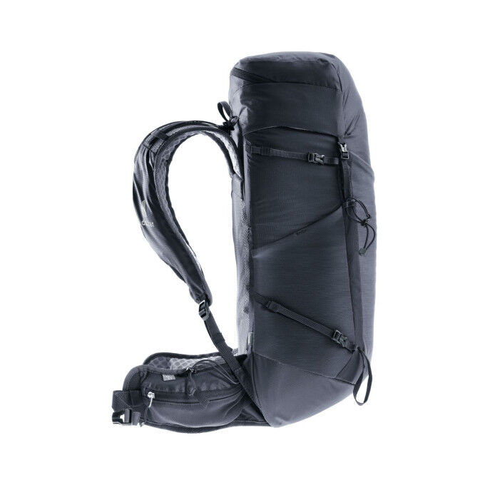 Deuter Speed Lite Pro 28 SL: lightness and performance for your hikes