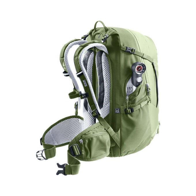 Deuter Trans Alpine 28 SL: women's cycling backpack for alpine excursions