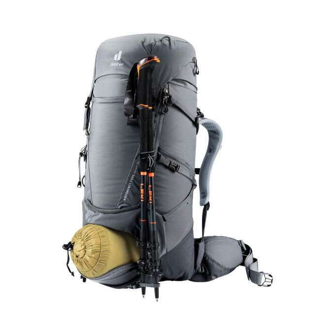 Deuter Aircontact Core 45+10 SL Women's: comfort and versatility for trekking