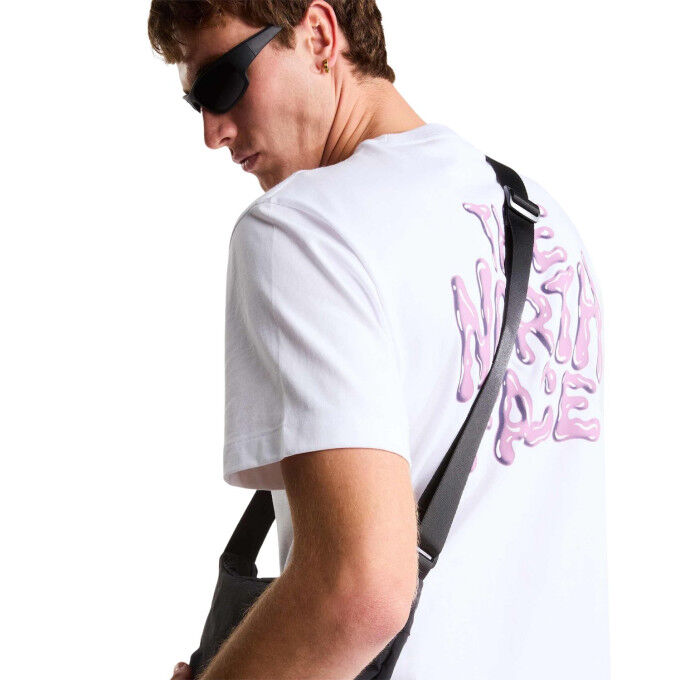 The North Face Drip Logo Graphic Men's T-Shirt - Comfort and casual style