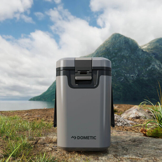 Nevera portátil compacta Dometic RECON HARDSIDE 16L