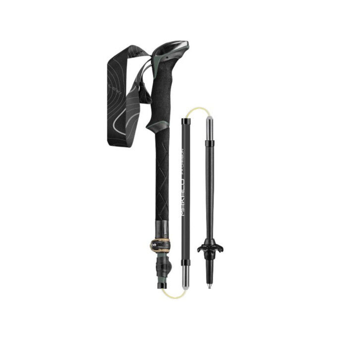 Leki Makalu FX Carbon trekking poles: performance and comfort in the mountains