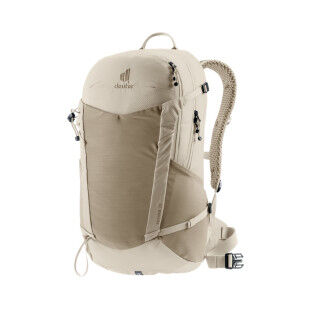 Deuter Futura 23: lightweight, ventilated backpack for day hikes