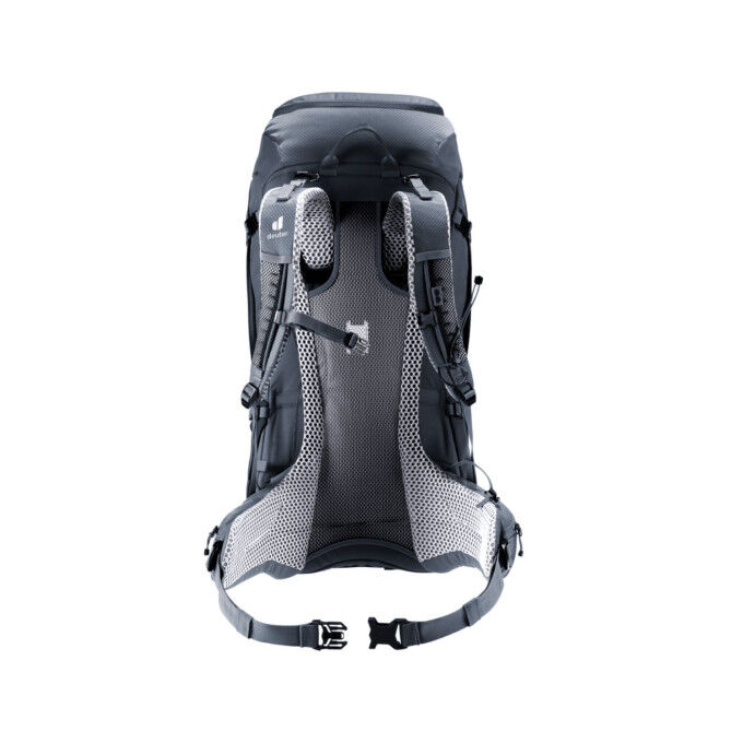 Deuter Futura Pro 36 Black: una mochila de senderismo ventilada y precisa