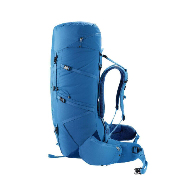 Deuter Aircontact Core 70+10: durability and comfort for your treks