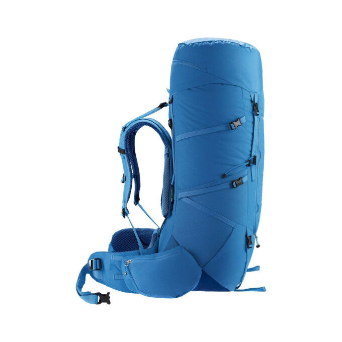 Deuter Aircontact Core 70+10: durability and comfort for your treks
