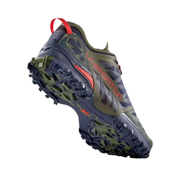 La Sportiva Bushido III: precisione e aderenza nei trail tecnici