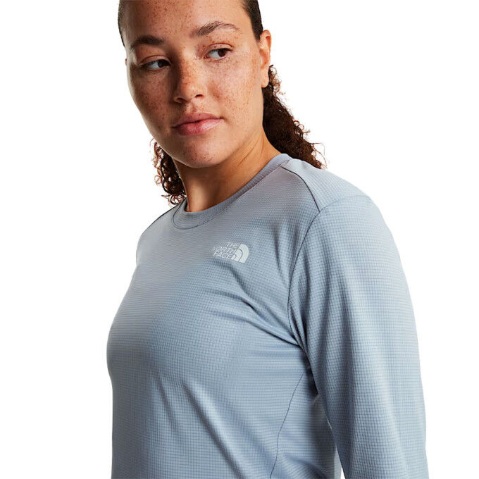 The North Face Shadow Women's Hiking T-Shirt: Lightweight and UPF Protection