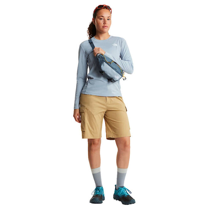 The North Face Shadow Women's Hiking T-Shirt: Lightweight and UPF Protection