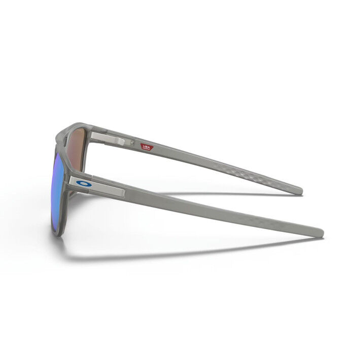 Oakley Latch™ Beta Prizm Sapphire Polarized: style and high-precision vision