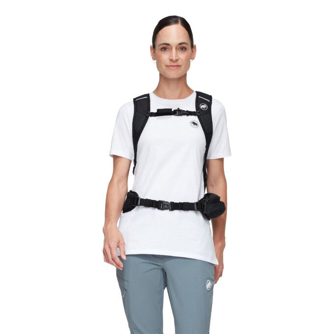 Mammut Lithium 20 Women: lightweight hiking backpack designed for women